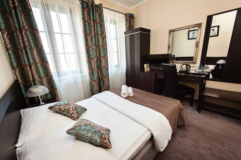 Hotel Willa Adriana Płock Habitación foto